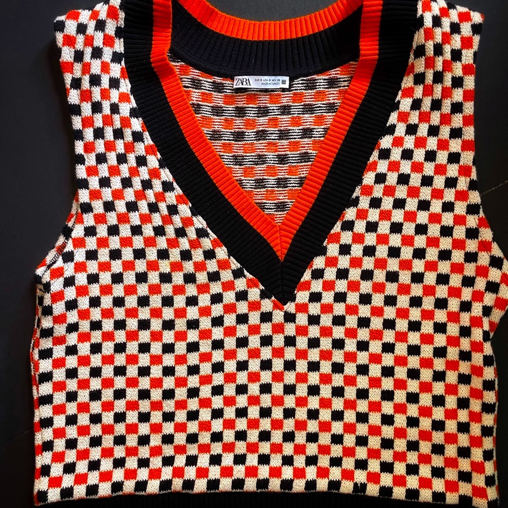 Knit vest from Zara size S